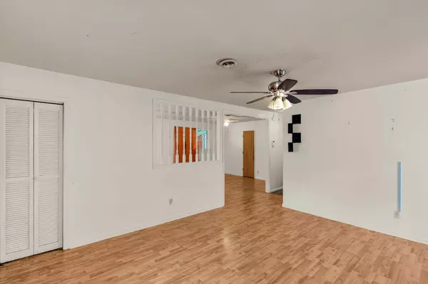 Summerville, SC 29483,218 Gardenia St