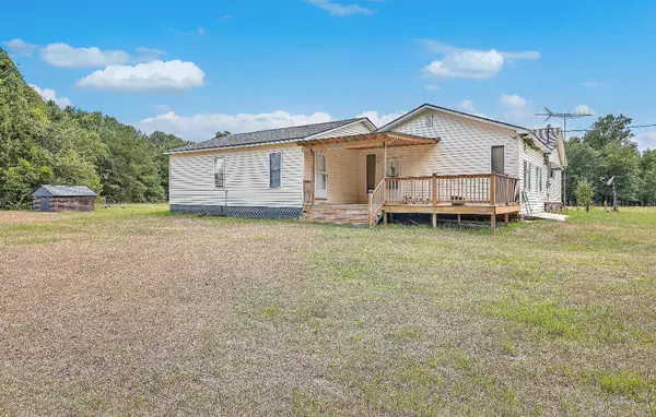 Harleyville, SC 29448,135 Green Acres Rd