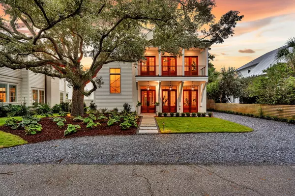 Mount Pleasant, SC 29464,747 Winthrop St