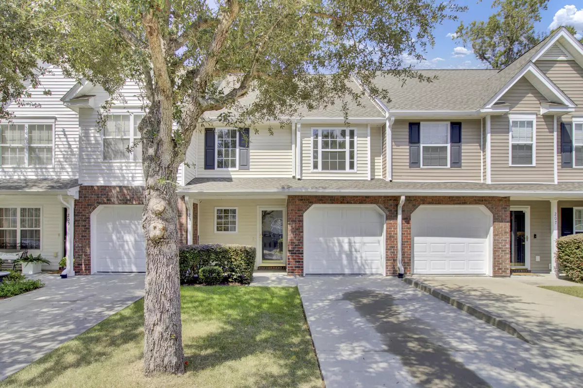 Goose Creek, SC 29445,208 Darcy Ave