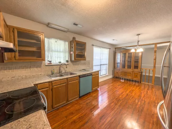 Ladson, SC 29456,1224 Scotch Pine Ln