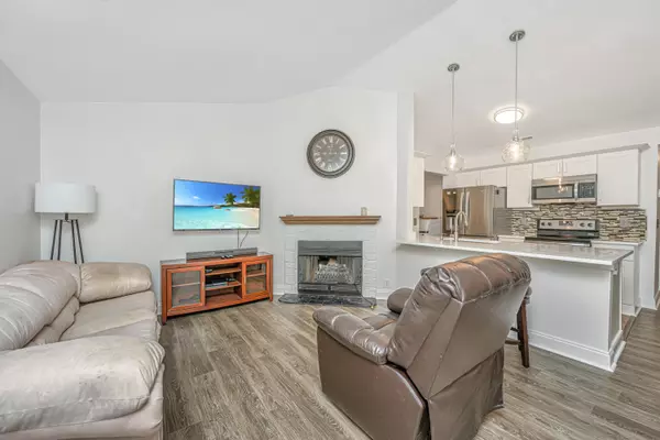 Ladson, SC 29456,4174 Hickory Ln