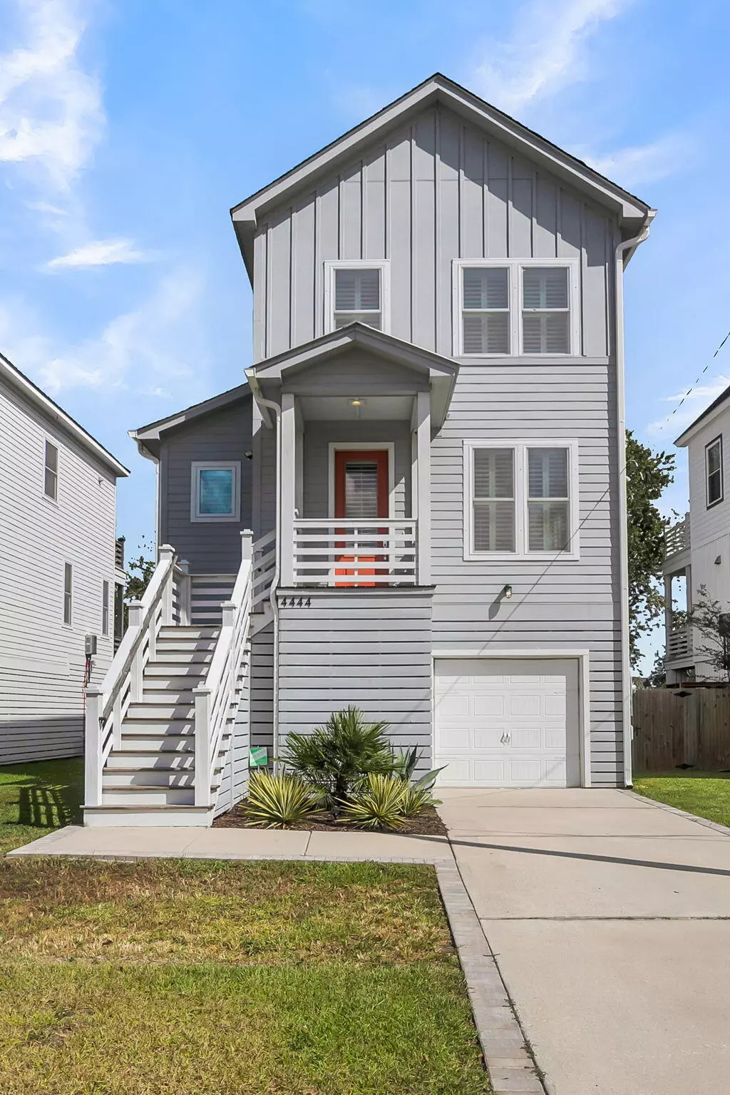 North Charleston, SC 29405,4444 Oakwood Ave