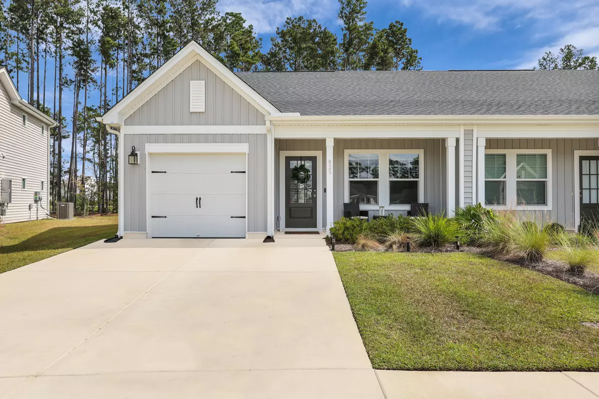 Summerville, SC 29486,825 Descartes St