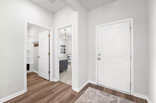 Summerville, SC 29486,608 Fisher Ln