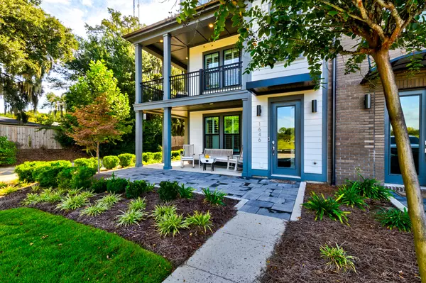 1646 Florentia St, Mount Pleasant, SC 29464