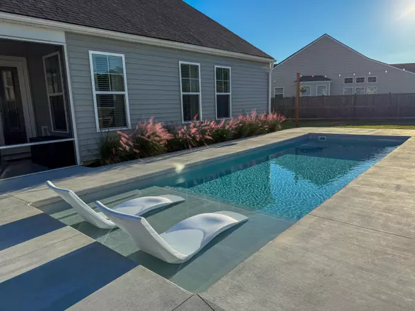 168 Netherfield Dr, Summerville, SC 29486