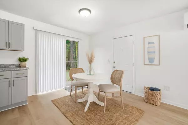 Summerville, SC 29485,604 Beech Hill Rd