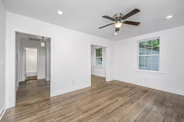 North Charleston, SC 29405,2744 E Surrey Dr