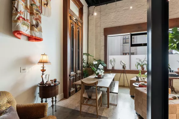 Charleston, SC 29403,517 King St #Apartments 1 & 10, Combined