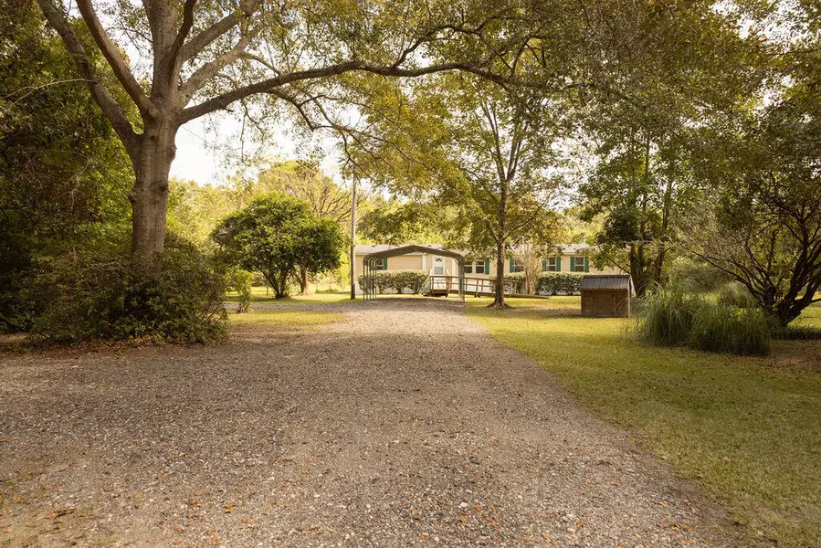 551 Pon Pon Plantation Ave, Round O, SC 29474