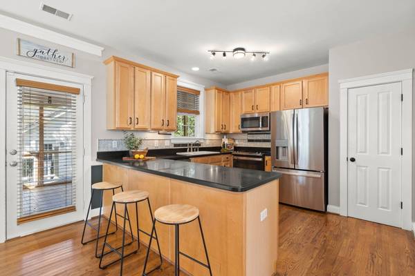 Summerville, SC 29483,312 Hydrangea St