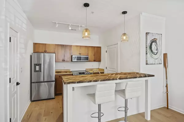 Charleston, SC 29492,200 Bucksley Ln #105