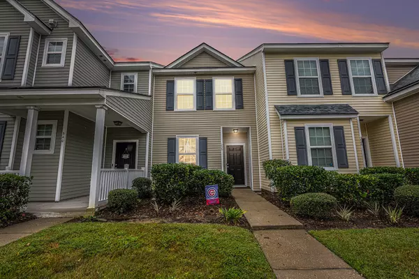 338 Flyway Rd, Goose Creek, SC 29445