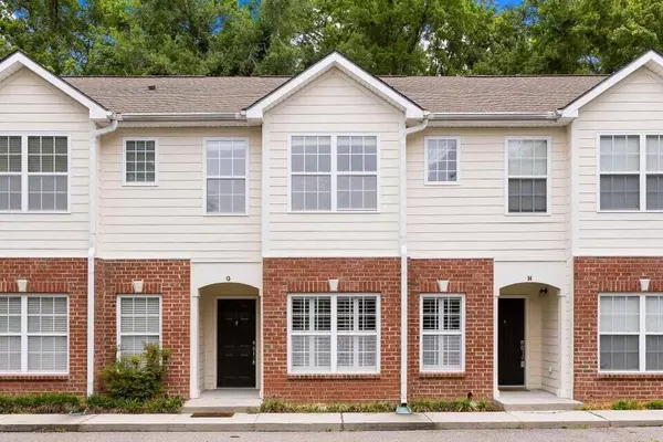 241 Howle Ave #G, Charleston, SC 29412