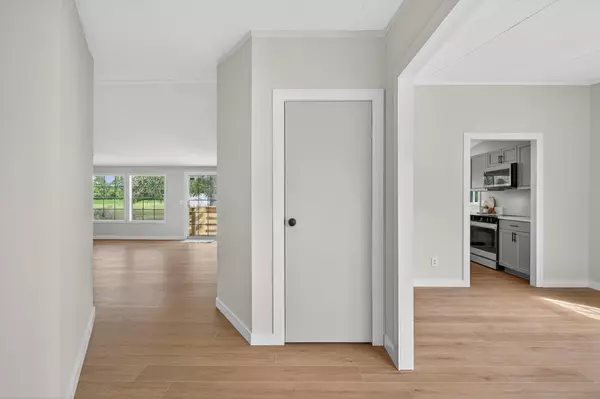 Harleyville, SC 29448,643 E Main St