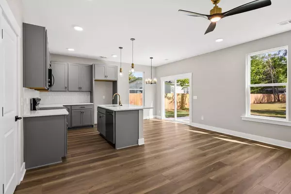 North Charleston, SC 29406,5334 Jury Ln