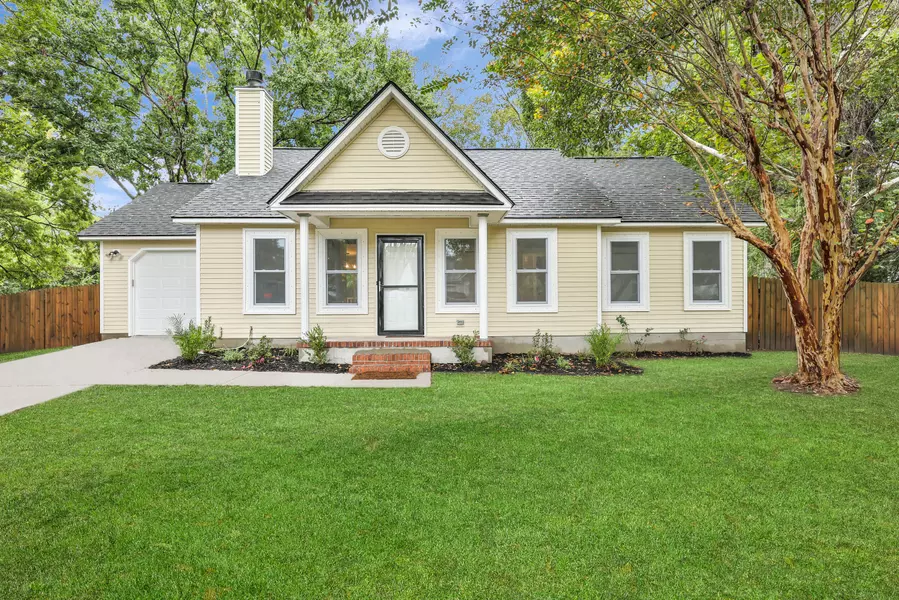 1107 Secessionville Rd, James Island, SC 29412