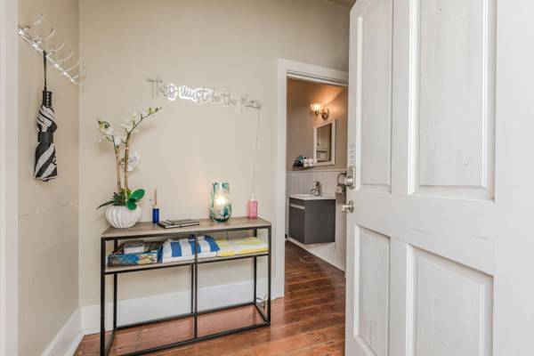 Charleston, SC 29403,151 Spring St #A