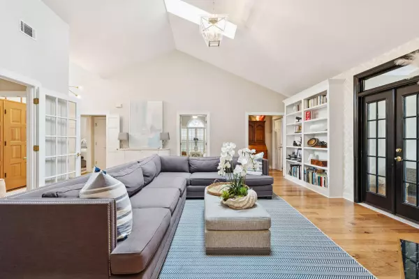 Mount Pleasant, SC 29464,601 Wading Ct