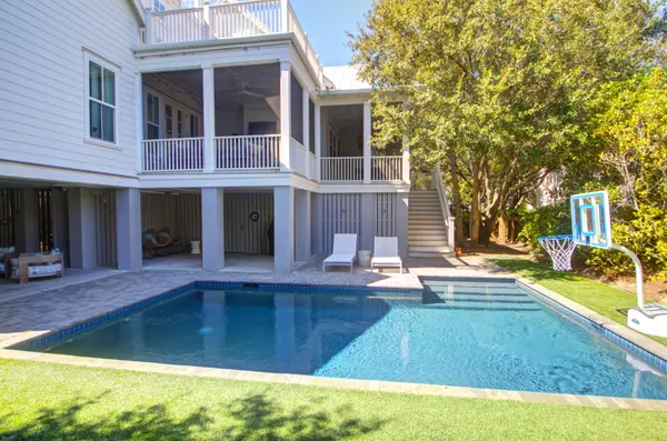 Sullivans Island, SC 29482,3109 Middle St