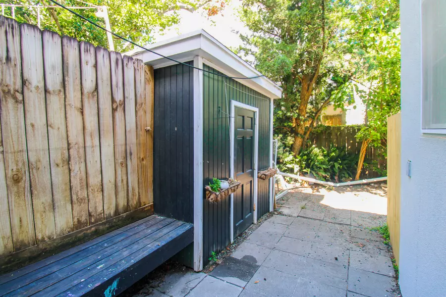 186 Queen St, Charleston, SC 29403