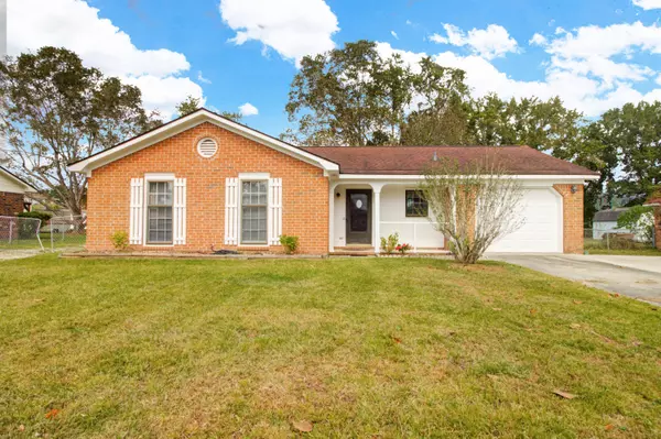 7660 Quest Dr, North Charleston, SC 29418