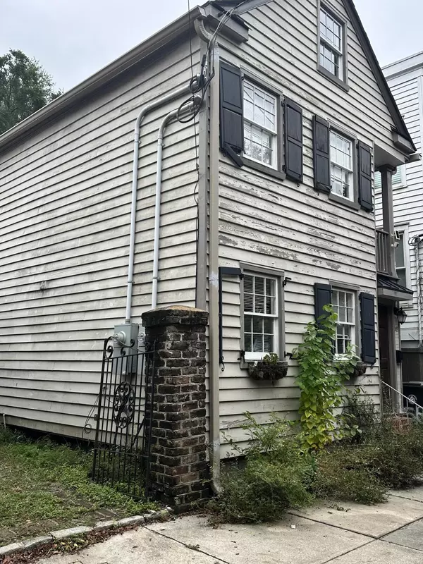 58 America St, Charleston, SC 29403