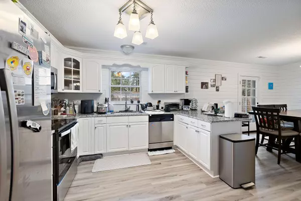 Summerville, SC 29486,118 Mulberry Dr