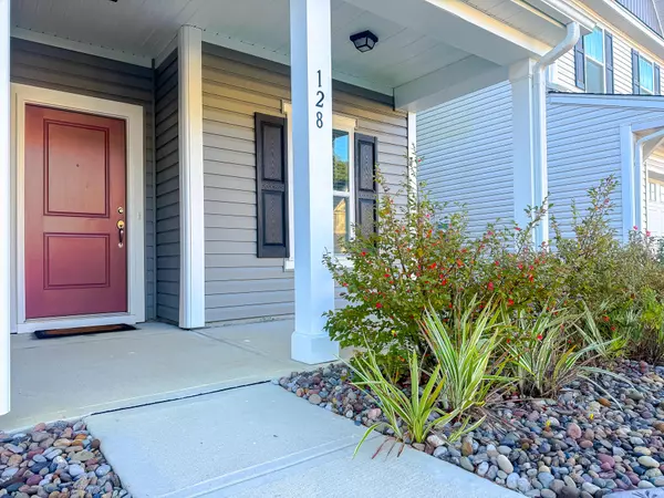 Summerville, SC 29485,128 Surfbird Rd