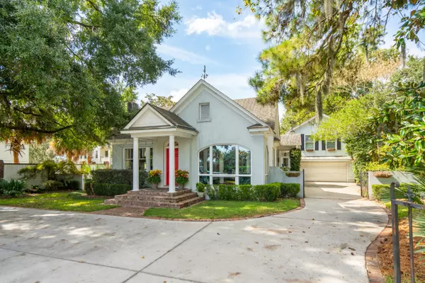 Charleston, SC 29407,138 Folly Road Blvd