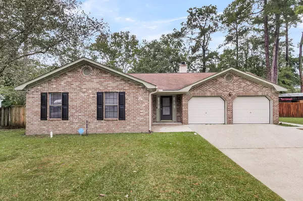 Summerville, SC 29483,122 Five Iron Cir
