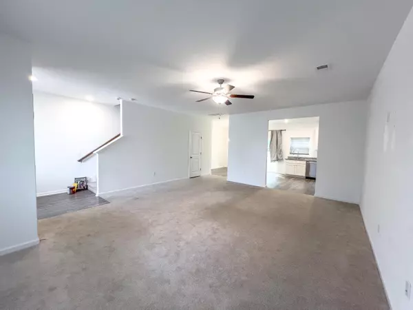 Summerville, SC 29485,188 Spencer Cir #33