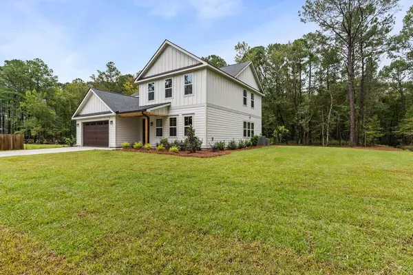 Ravenel, SC 29470,6407 Farm House Rd