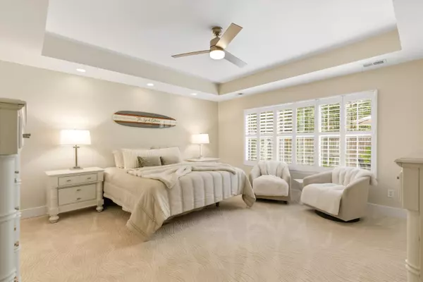 Mount Pleasant, SC 29466,4061 Harleston Green Ln