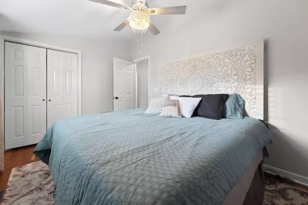 Charleston, SC 29403,10 Dewey St