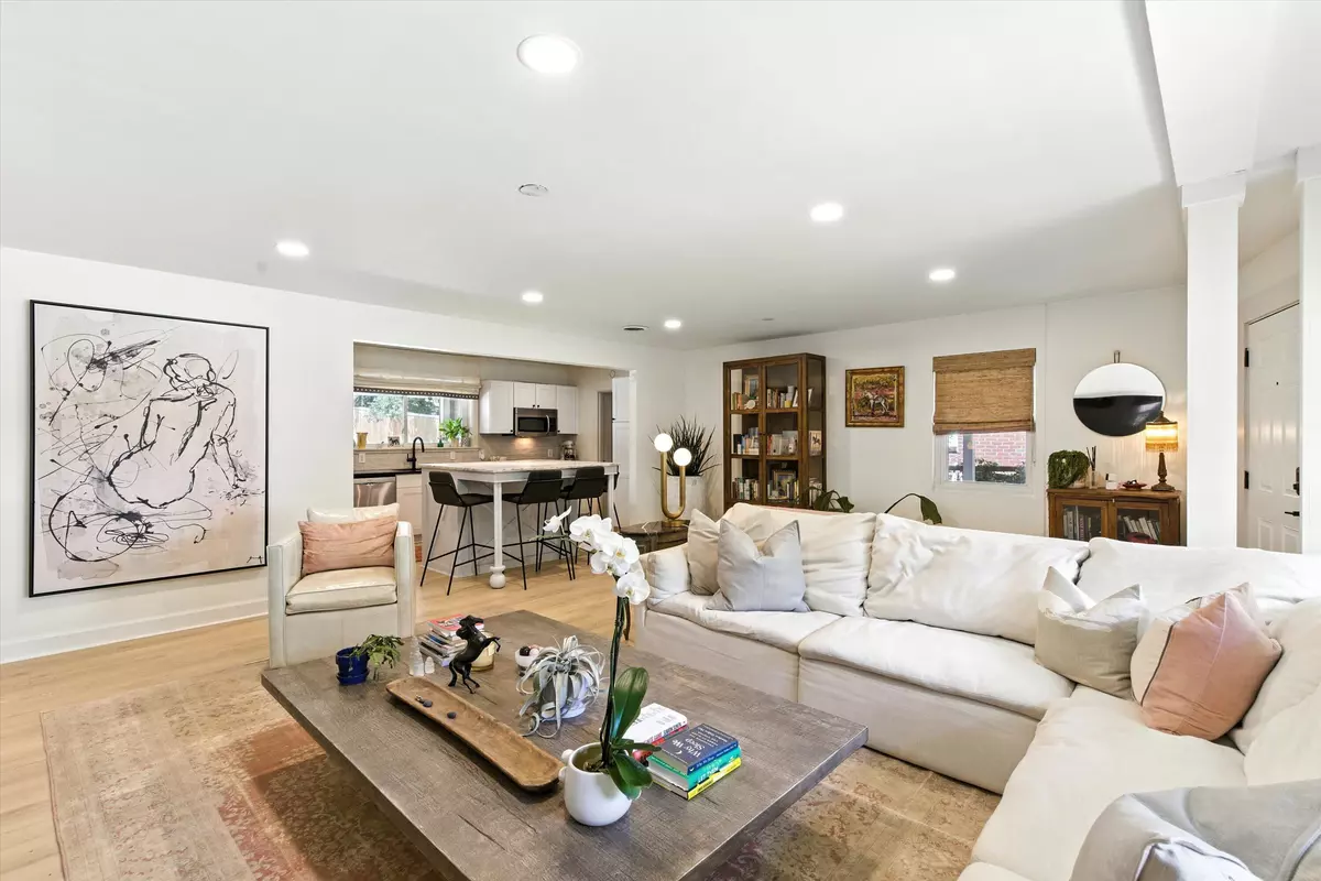 Mount Pleasant, SC 29464,610 Palmetto St