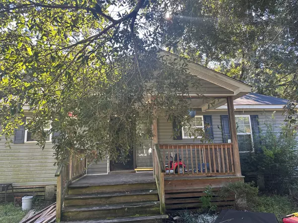 2945 Bobo Rd, Mount Pleasant, SC 29466