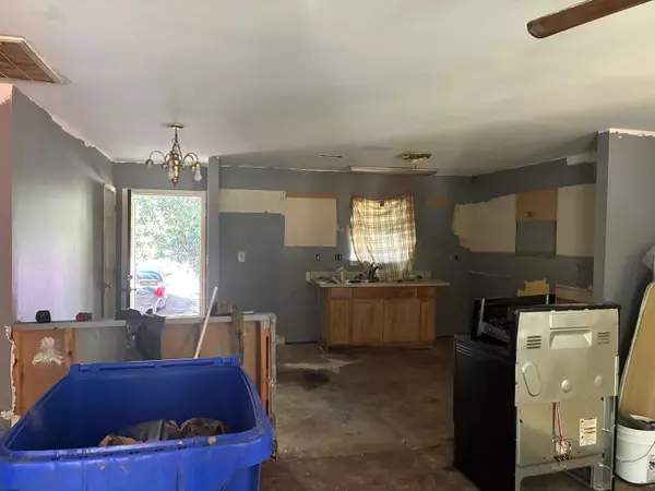 Mount Pleasant, SC 29466,2945 Bobo Rd