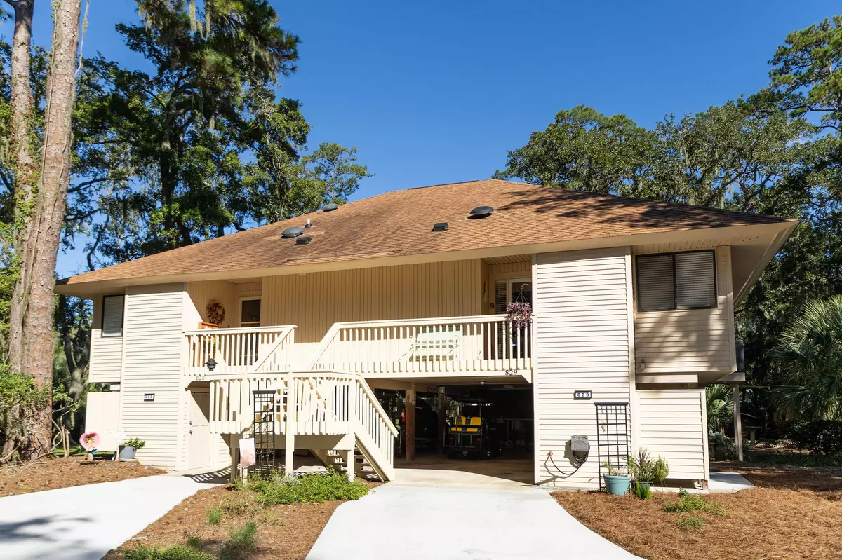 Edisto Island, SC 29438,829 Club Cottage Rd