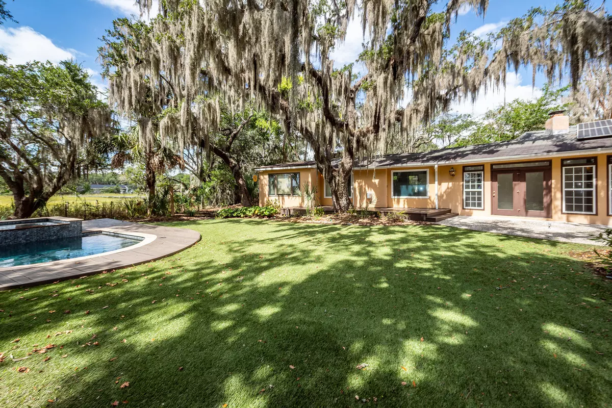 Charleston, SC 29407,68 Chadwick Dr