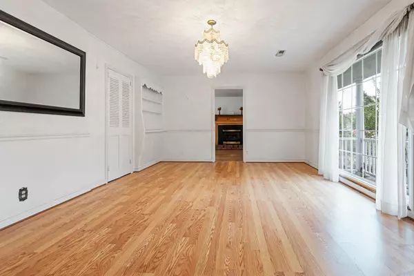 Andrews, SC 29510,109 W Hickory St