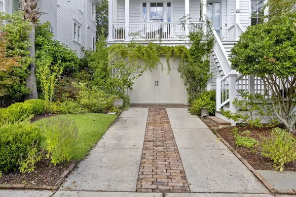 Charleston, SC 29403,165 Mary Ellen Dr