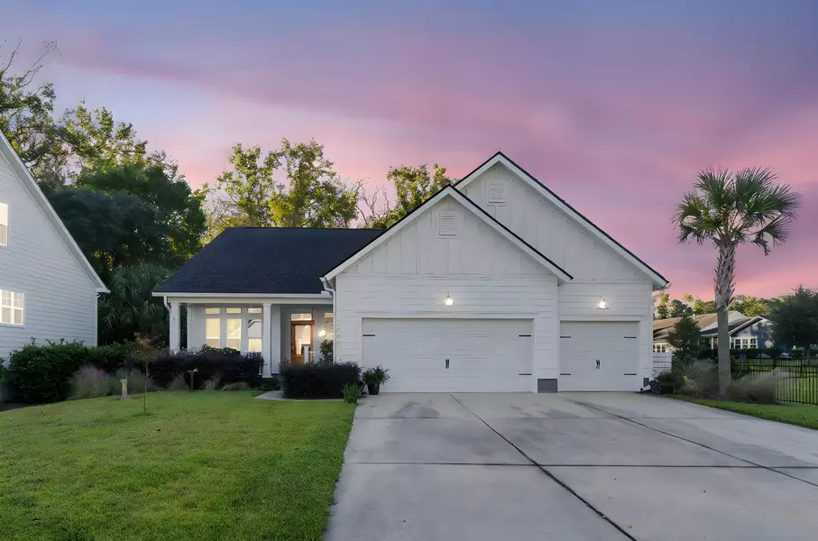 2693 Battle Trail Dr, Johns Island, SC 29455