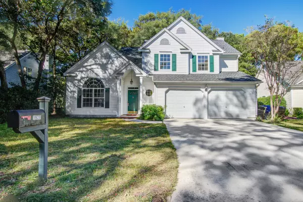 1928 Oak Tree Ln, Mount Pleasant, SC 29464