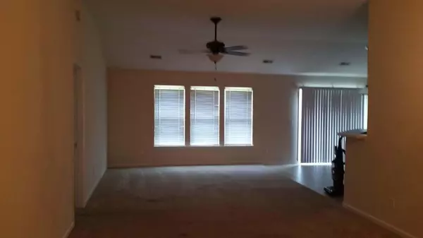 Summerville, SC 29485,9652 S Carousel Cir