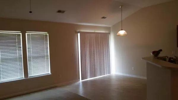 Summerville, SC 29485,9652 S Carousel Cir