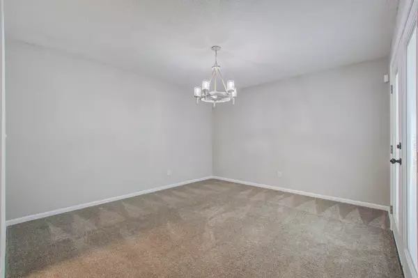 Charleston, SC 29412,5 Poets Cor