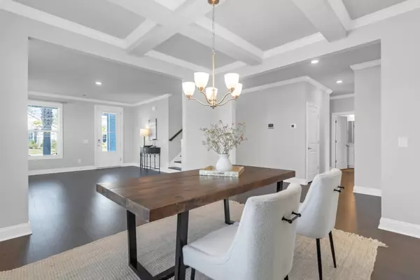 Summerville, SC 29486,185 Whaler Ave