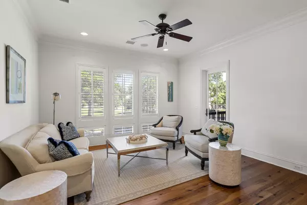 Daniel Island, SC 29492,250 Island Park Dr #101